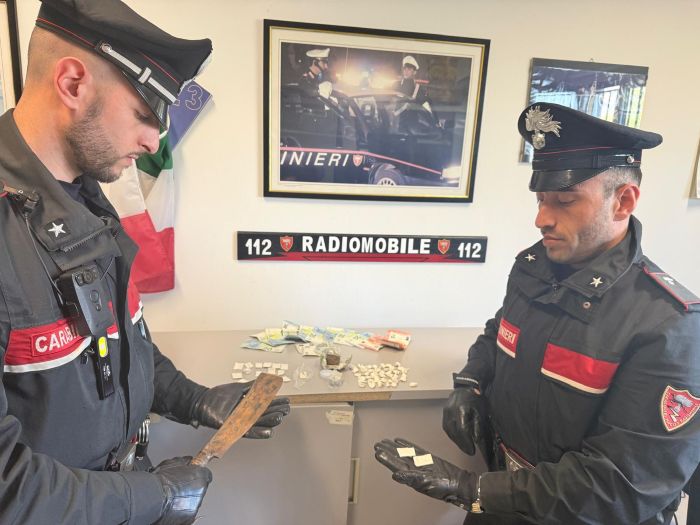 Arrestato un 22enne : addosso aveva varie droghe