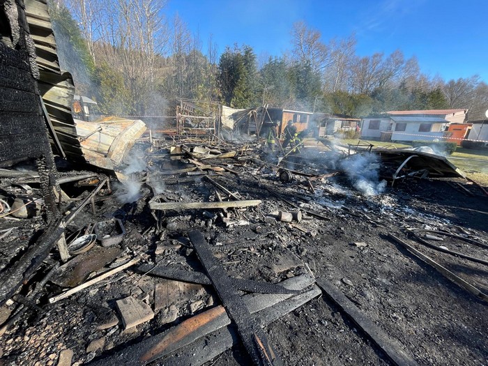 ginese incendio campeggio 3