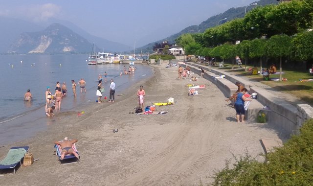 spiaggia suna