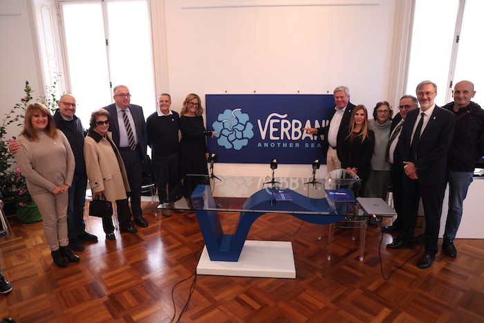 20251107171534 PS6 9269 copia